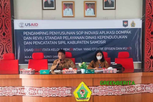 Pemkab Samosir dan USAID Erat Lakukan Dampingan Penyusunan SOP Inovasi Aplikasi Dampak Layanan pada Dinas Dukcapil